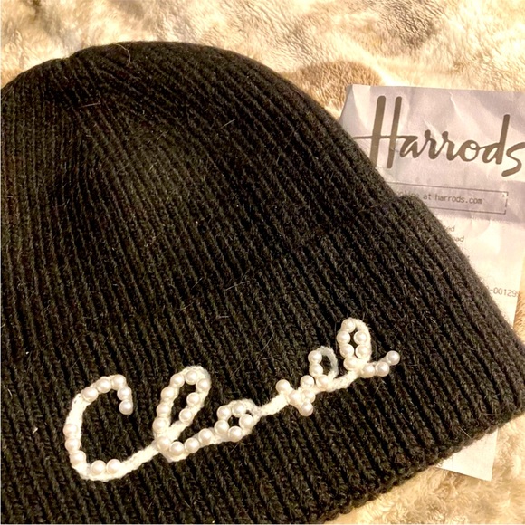 Authentic Chanel Knit Script Beanie 🌹 - Picture 4 of 8